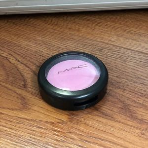 MAC Cosmetics - Powder Blush